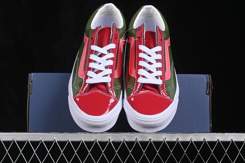 All categories Vans Vans series Vans Low Vans low top Vans Old Skool Vans patent leather low-top casual skateboard shoes VN000E8VCCZ